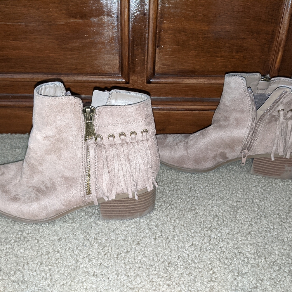 Booties - Picture 5 of 5